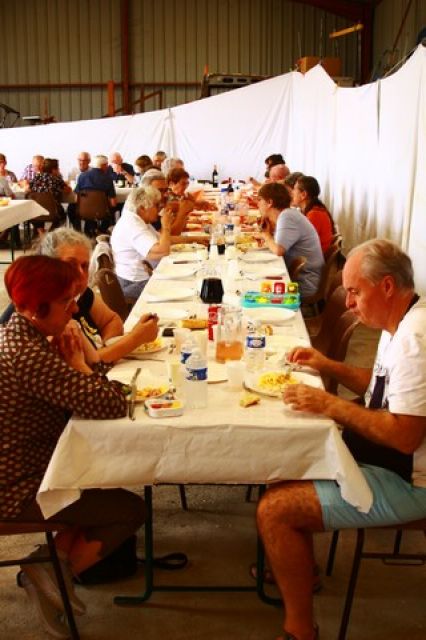 repas bebevole sept 2023 (57).jpg